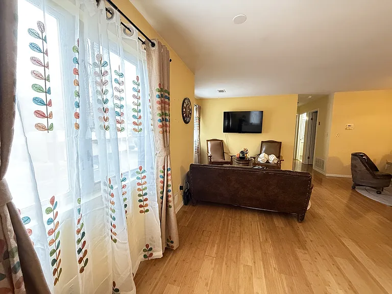 56 Sunrise Dr — Photo 13