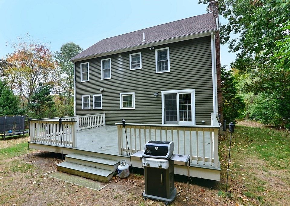 387 South St, Plainville, MA 02762 Zillow