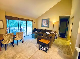 247 Enterprise Dr, Rohnert Park, CA 94928