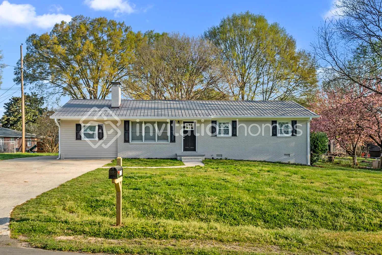 2012 Rhonda Dr Gastonia, NC 28054 — Photo 1