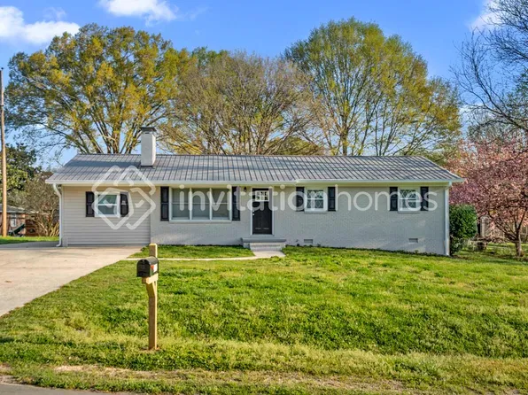 2012 Rhonda Dr, Gastonia, NC 28054