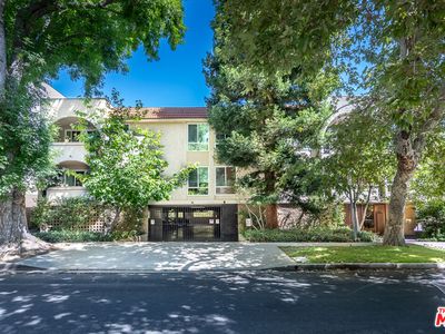 14539 Benefit St UNIT 201, Sherman Oaks, CA, 91403