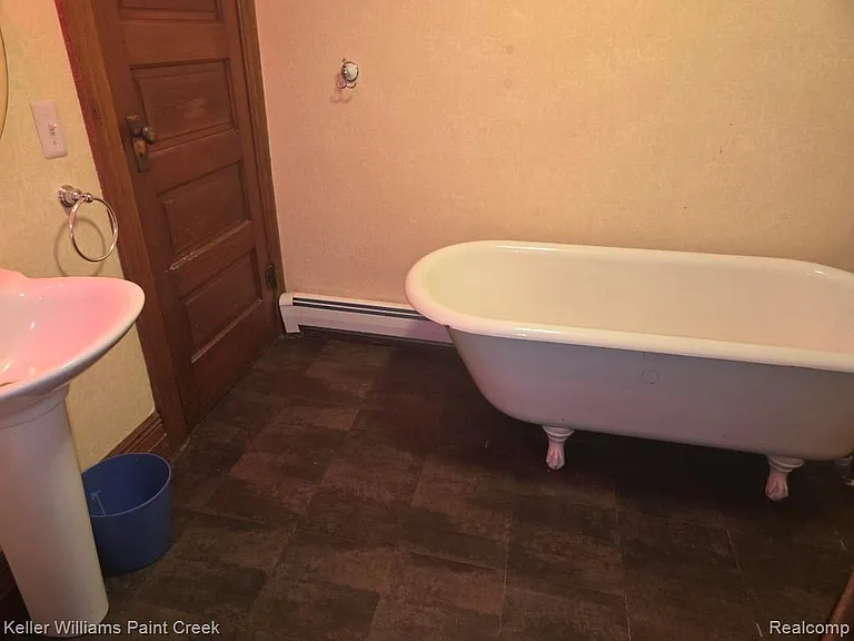 1125 S Long Lake Blvd — Photo 31