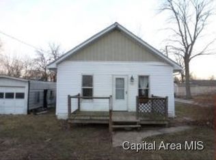 722 E Jackson St, Virden, IL