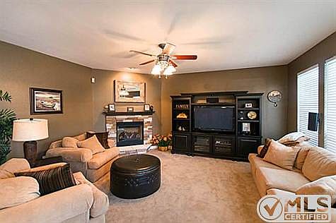 4th image of 1812 Flatwood Dr
