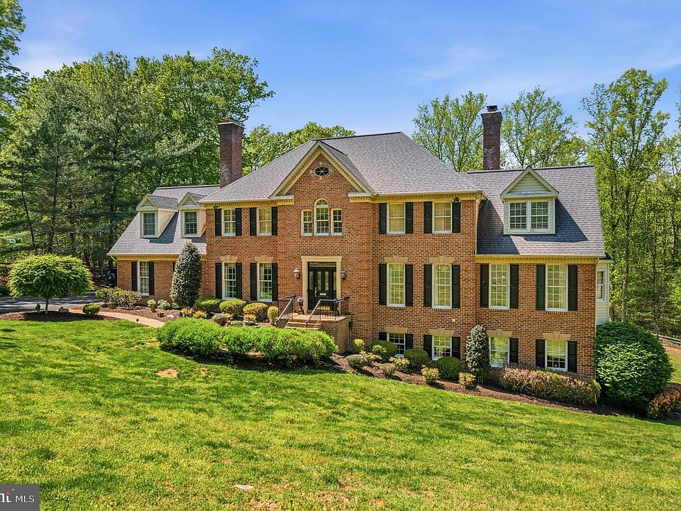 1st image of 4514 Den Haag Rd