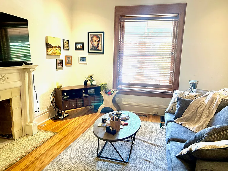 1530 N Gaylord St #2 — Photo 4