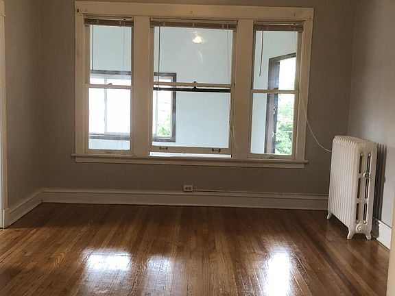 5th image of 3052 E Cheltenham Pl Fl 2nd