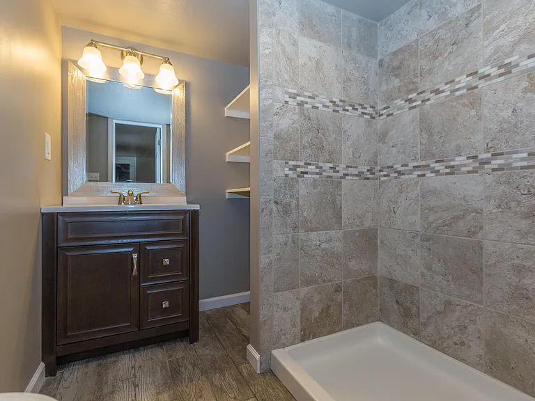 7001 NW Coronado St — Photo 24
