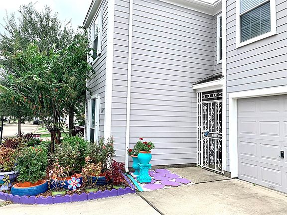 3rd image of 12847 Magenta Oaks Dr