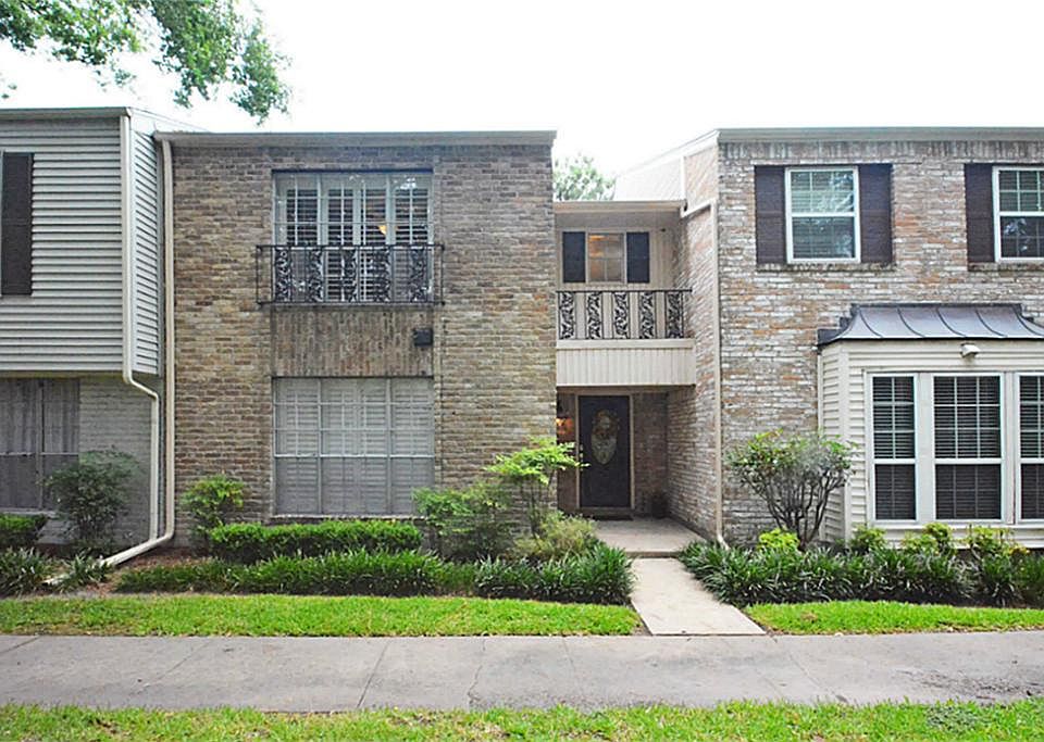 1st image of 12917 Trail Hollow Dr