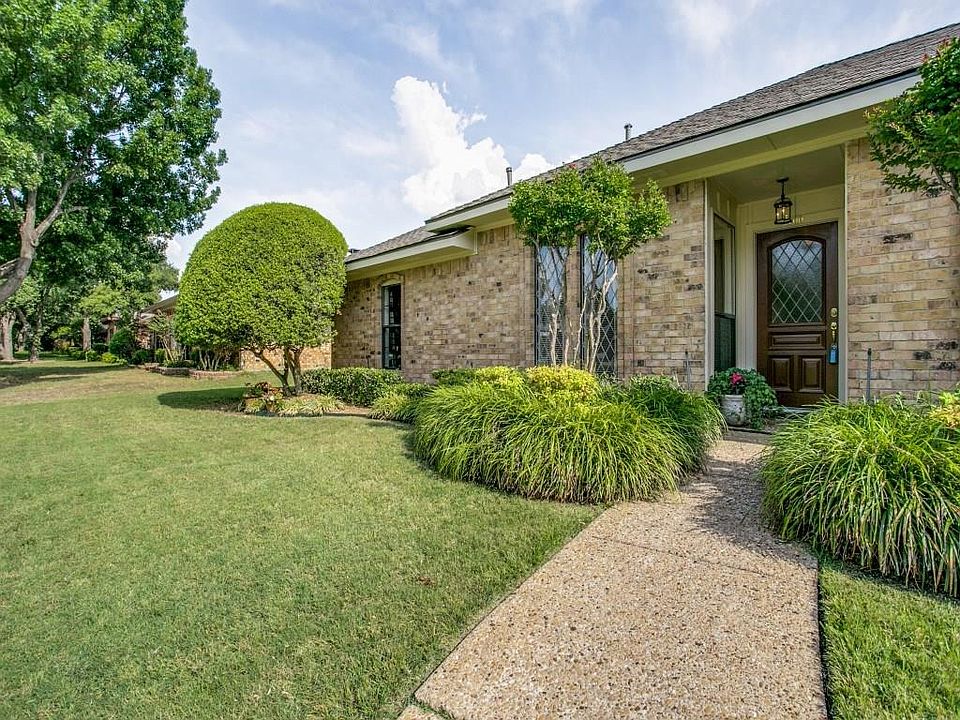 1st image of 1700 Brazos Trl