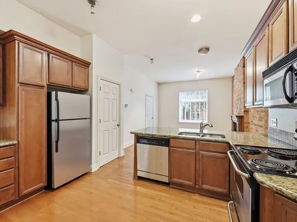 34 Buttles Ave, Columbus, OH 43215