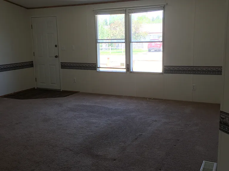440 McAdoo St — Photo 2