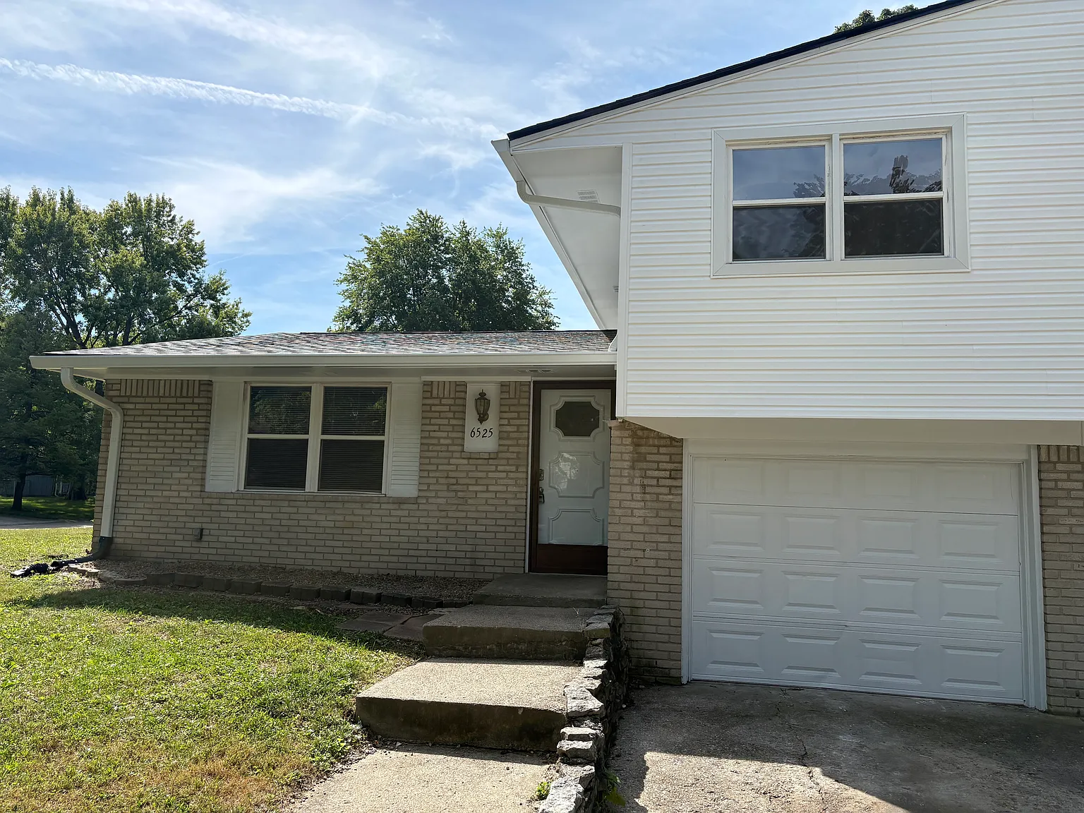 2 bed, 940 sqft, $1,500 — Photo 3
