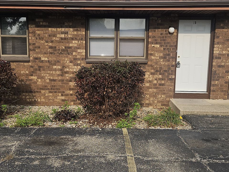 1st image of 1002 Quail Dr APT 19