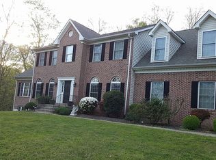 10250 Souza Ln, Manassas, VA 20111
