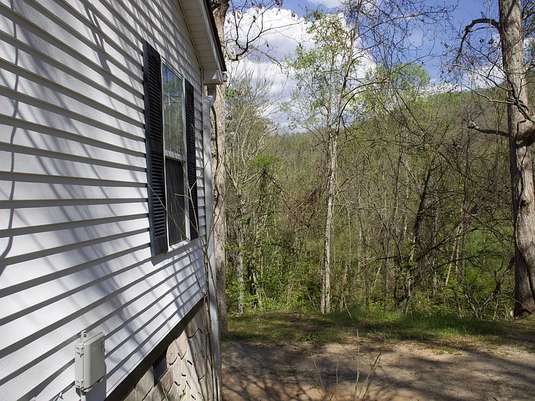 116 Livingston Rd — Photo 27