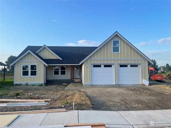 205 Brentwood Drive, Nooksack, WA 98276