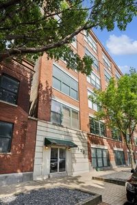 1720 N Marshfield Ave APT 505, Chicago, IL, 60622
