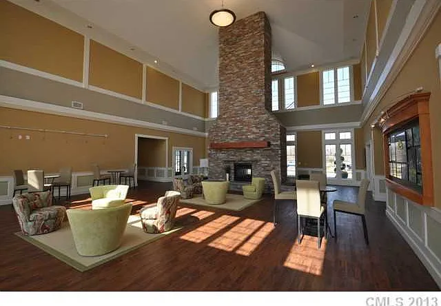 6441 Silver Star Ln — Photo 19