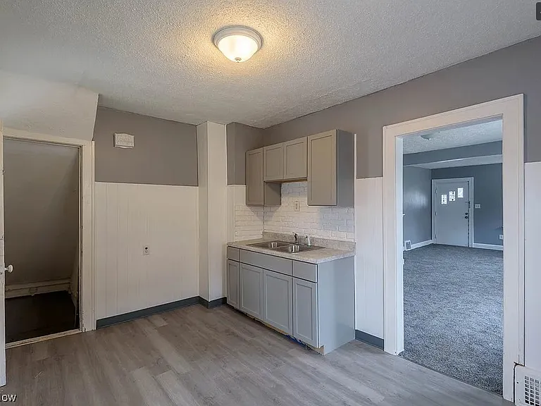 5547 Grasmere Ave — Photo 5