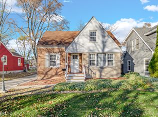 1302 Olive Rd, Homewood, IL 60430