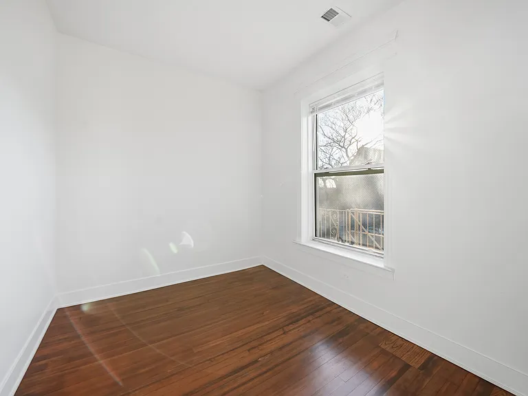 4023 N Greenview Ave #2F — Photo 13