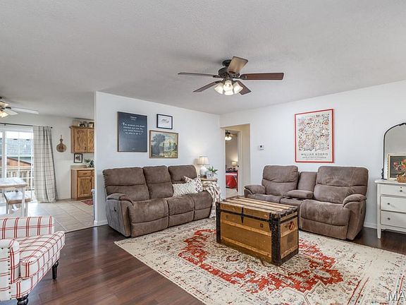 3rd image of 1305 Jessalinn Dr