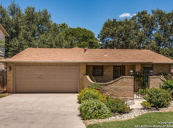 2nd image of 6219 Pancho Villa Dr