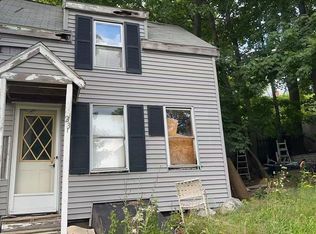 23 Island Ave, Quincy, MA 02169