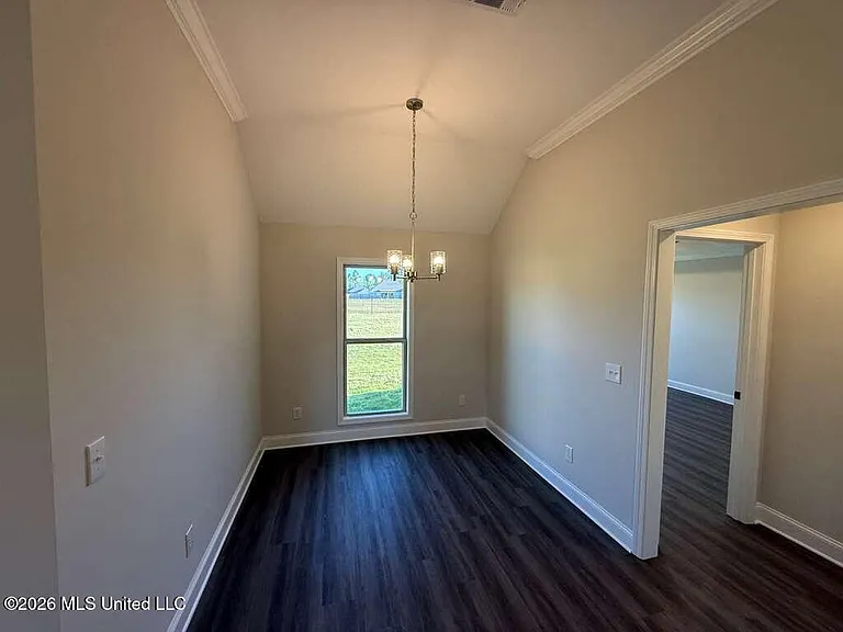 571 Patrick Farms Dr — Photo 8
