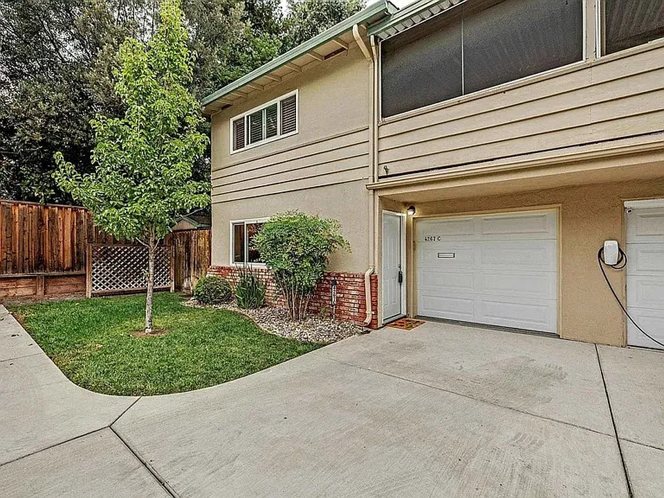 4267 Pleasanton Ave #C