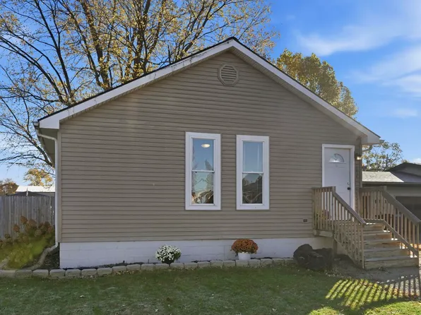 1804 Phillip St, Auburn, IN 46706