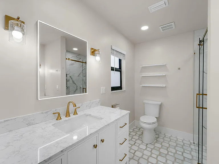 11910 Butternut St — Photo 24