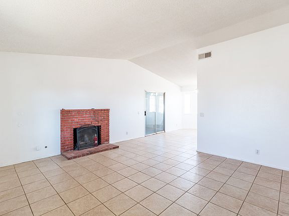 5th image of 41016 179th St E