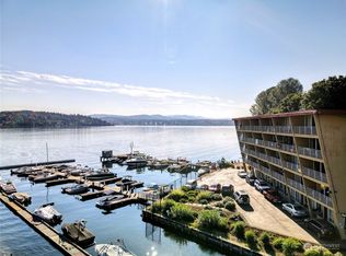 9520 Rainier Ave S APT 302, Seattle, WA