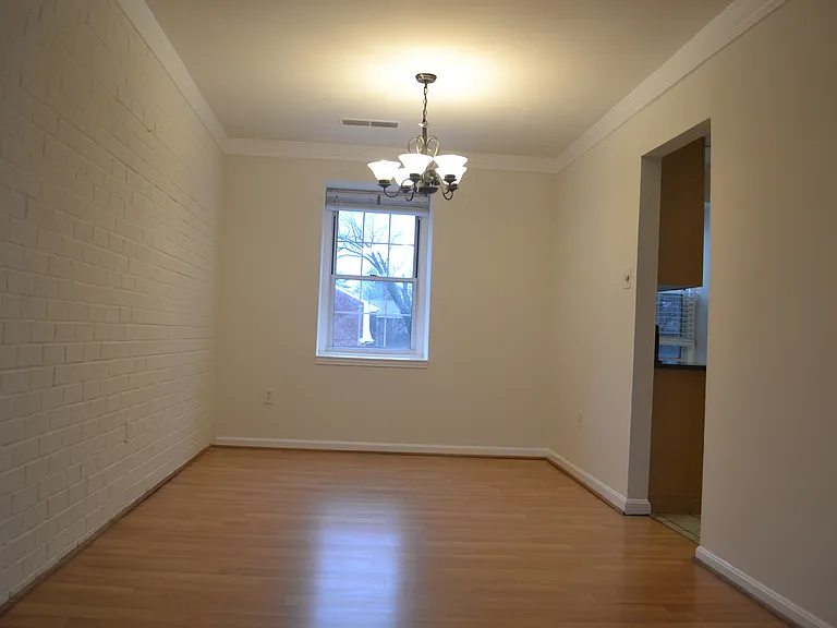 722 Quince Orchard Blvd #201 — Photo 5