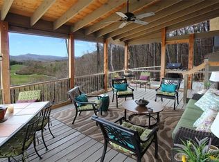 553 Foxfire Ln, Brevard, NC 28712