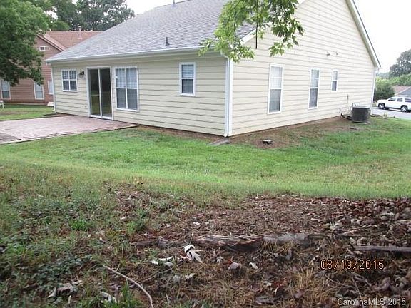 3rd image of 3107 Wythe Ct