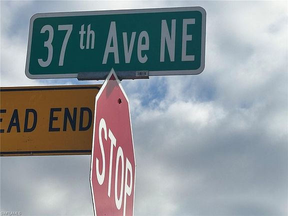 3rd image of xxx 37th AVE NE