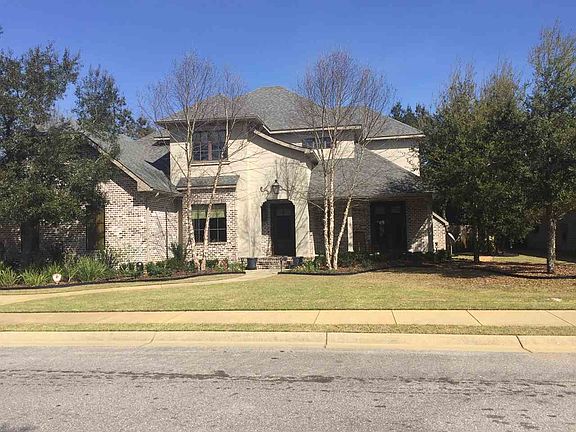 3rd image of Manor Cir