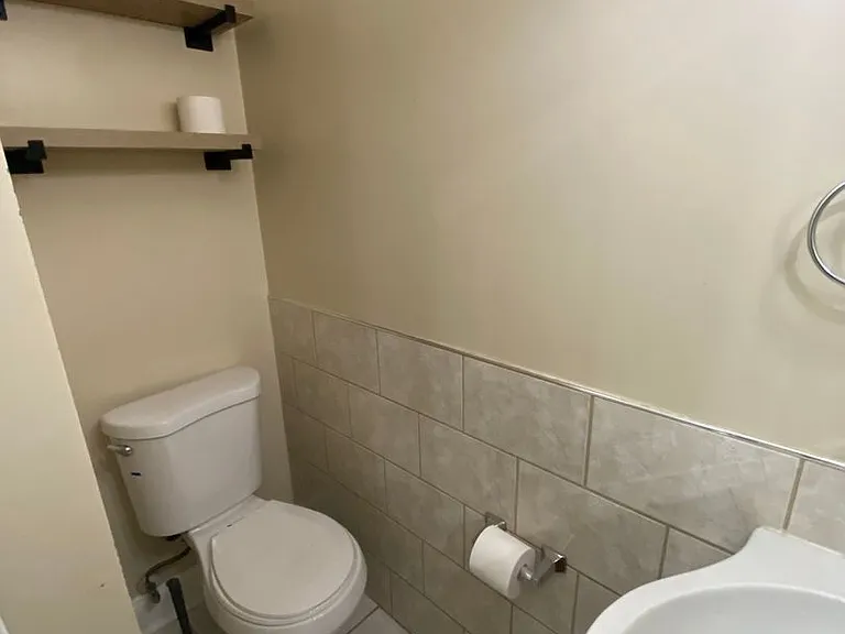 1811 Kalorama Rd NW — Photo 11