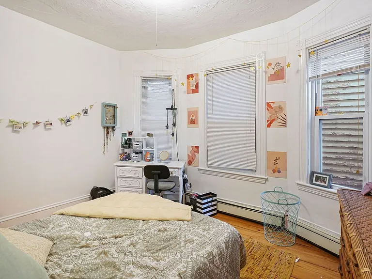 74 Calumet St #4 — Photo 4
