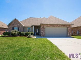 23182 Christmas Dr, Denham Springs, LA 70726