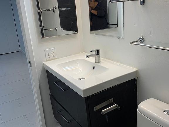 4th image of 850 N Miami Ave APT 210