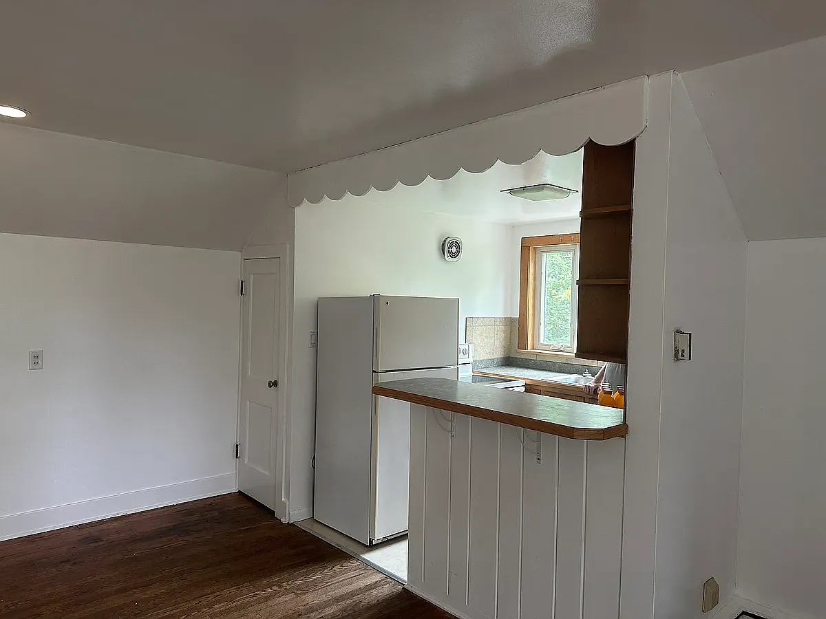 1 bed, 800 sqft, $1,200 — Photo 3
