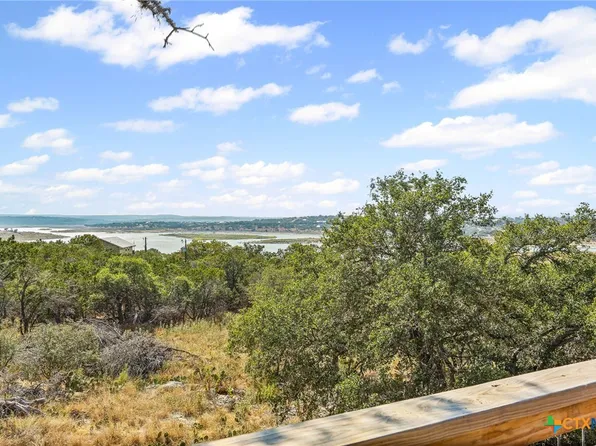 1676 Cattail, Canyon Lake, TX 78133