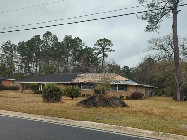 708 Beville St, Waycross, GA 31501