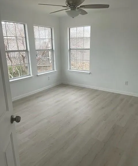 9916 Dryden Ln — Photo 12